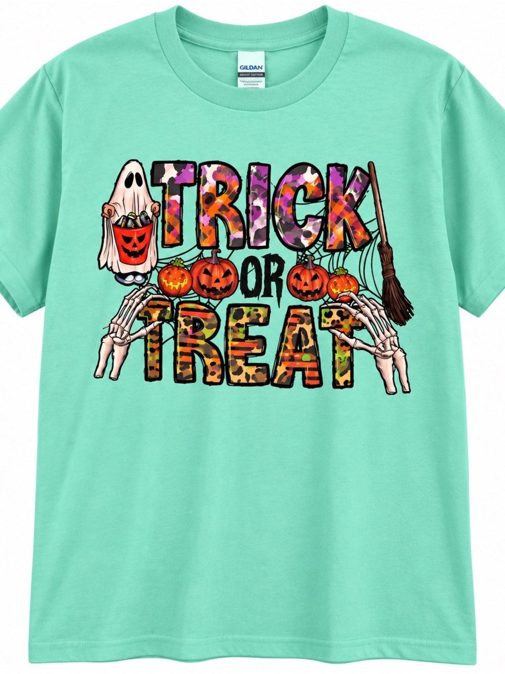 Adult Small NWOT Trick Or Treat Graphic Tee